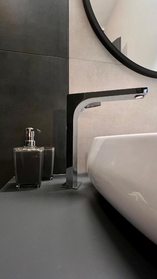 H-85 Suites Level 5/9 コブレンツ エクステリア 写真