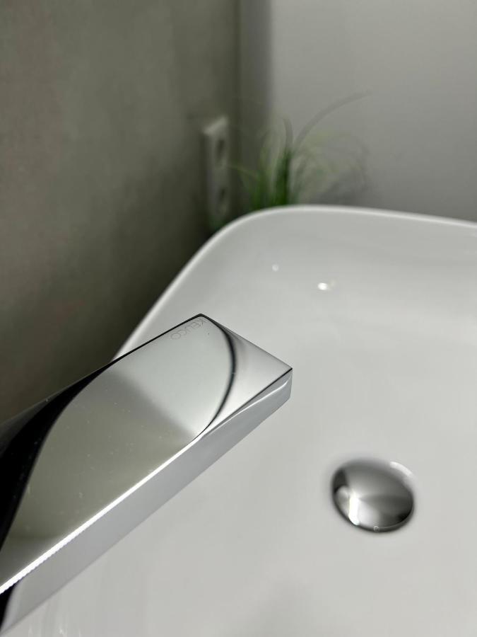 H-85 Suites Level 5/9 コブレンツ エクステリア 写真